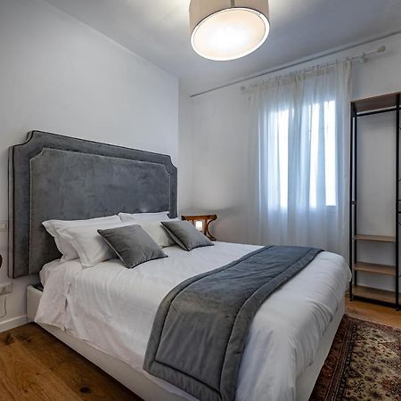 Jcl First Apt In The Hearth Of Florenţa Exterior foto