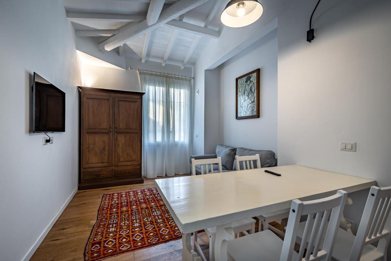 Jcl First Apt In The Hearth Of Florenţa Exterior foto