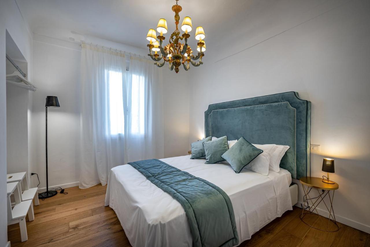 Jcl First Apt In The Hearth Of Florenţa Exterior foto