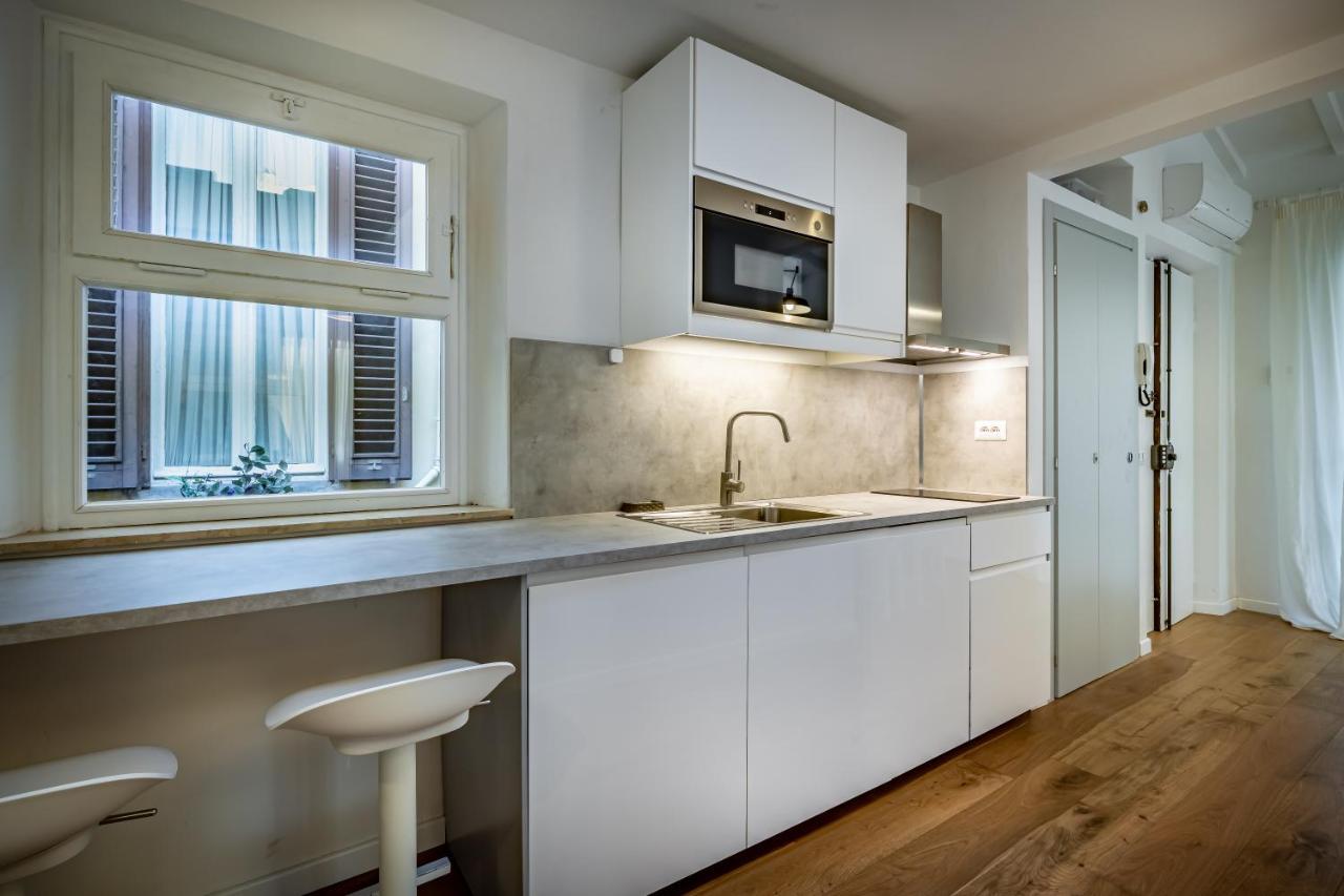 Jcl First Apt In The Hearth Of Florenţa Exterior foto